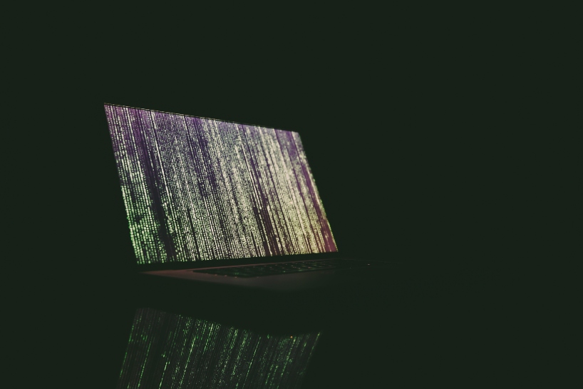 matrix-rain-on-macbook-screen