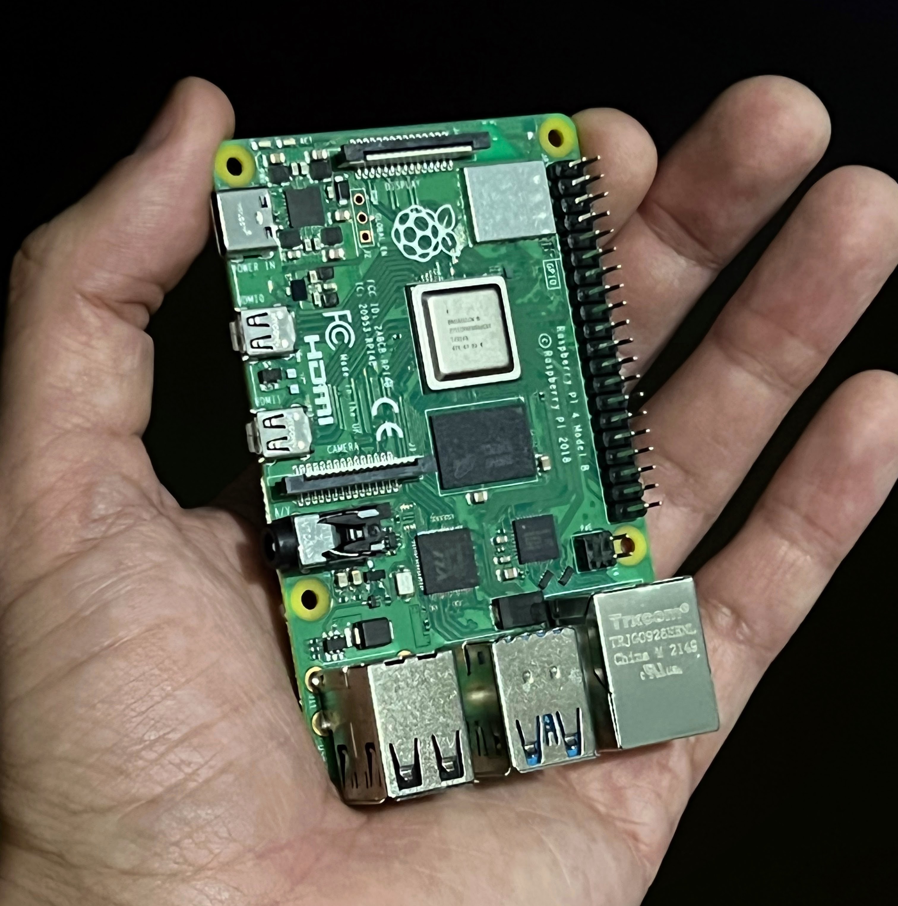 This Is The Raspberry Pi Mini Laptop That We Want