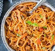 A yummy photo of spaghetti