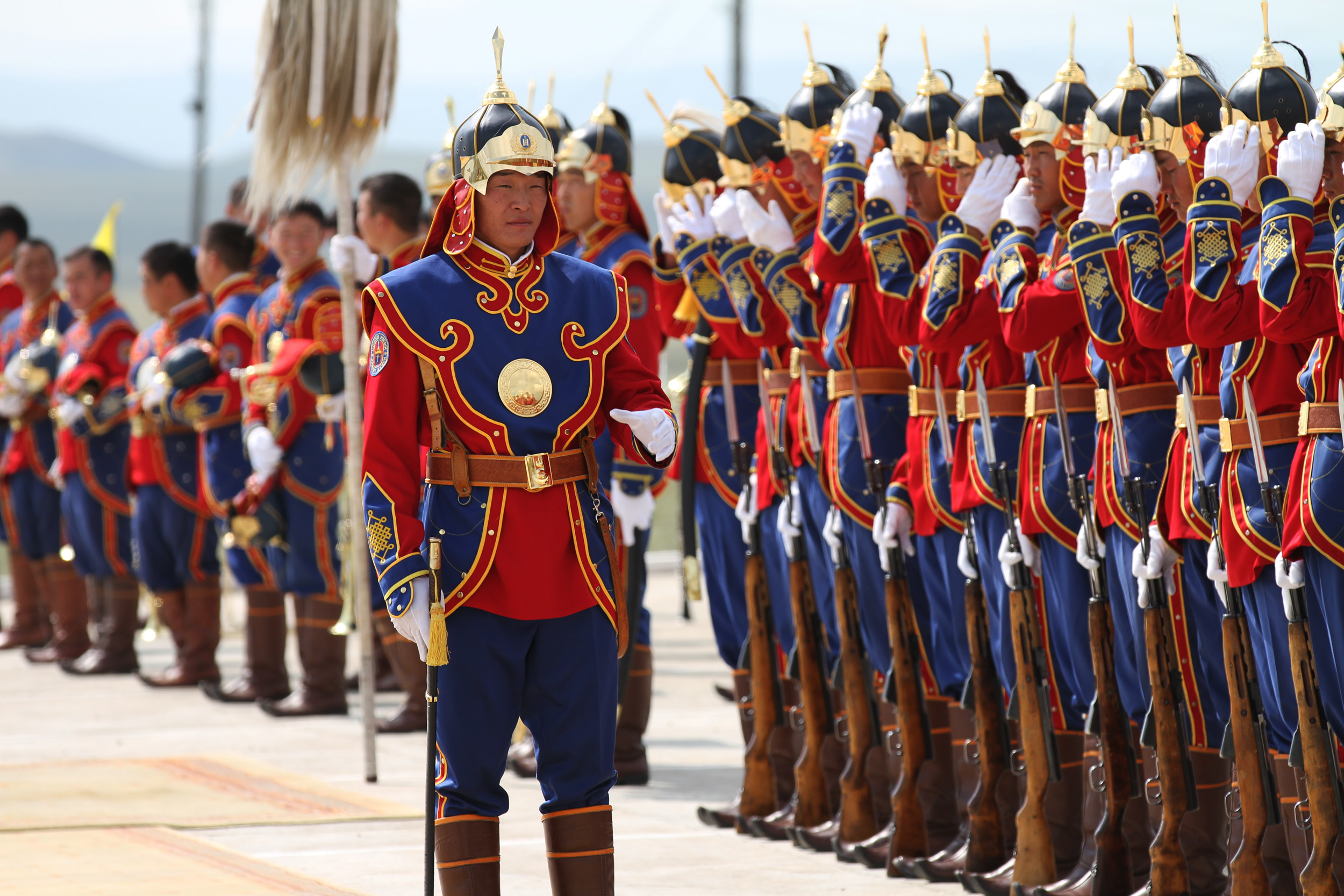 There is little trace of Cactar, but we could imagine him as this members of the Mongolian Armed Forces Honorary Guard