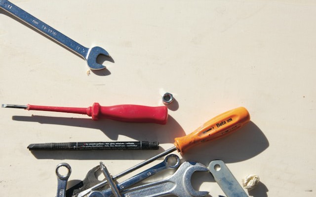 Top Tools for Front-End Developers