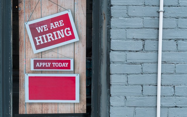 How to Use AI to Understand Gaps in Your Resume and Job Descriptions