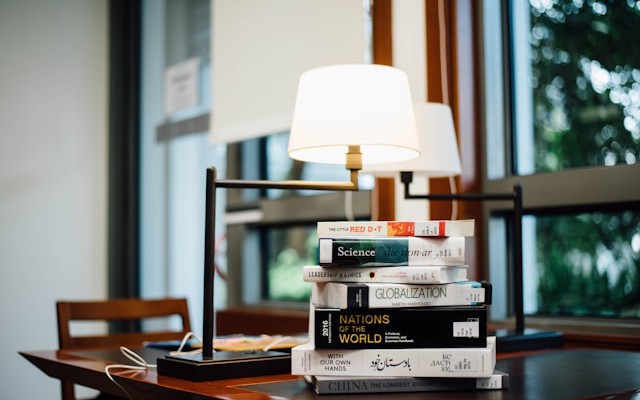 Building a Resilient Observability Stack in 2025: Practical Steps to Reduce Tool Sprawl With OpenTelemetry, Unified Platforms, and AI-Ready Monitoring