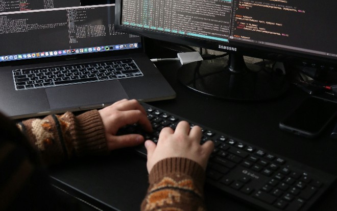 Monolith vs Microservices vs Modulith