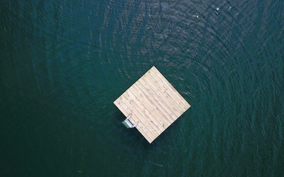 Consensus in Distributed Systems: Understanding the Raft Algorithm