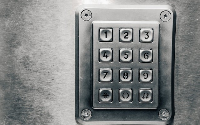 GitOps Secrets Management: The Vault + External Secrets Operator Pattern (With Auto-Rotation)