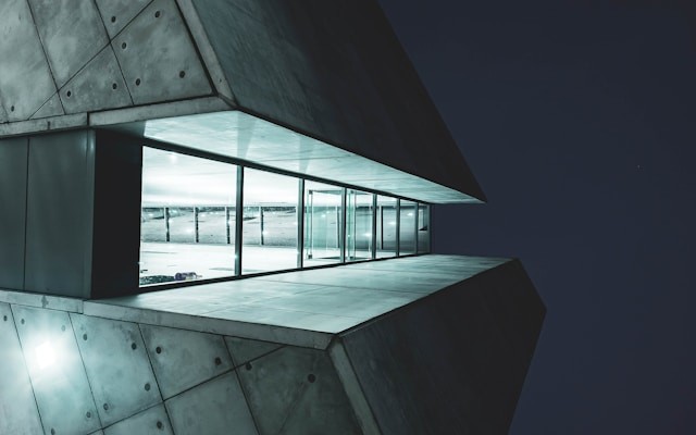 Edge + GenAI: The Architecture Behind Instant Digital Experiences