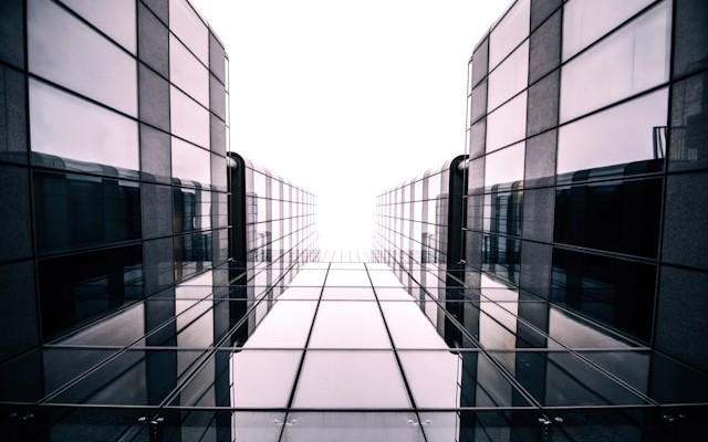 Advanced Middleware Architecture For Secure, Auditable, and Reliable Data Exchange Across Systems