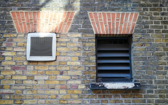 Improving DAG Failure Detection in Airflow Using AI Techniques