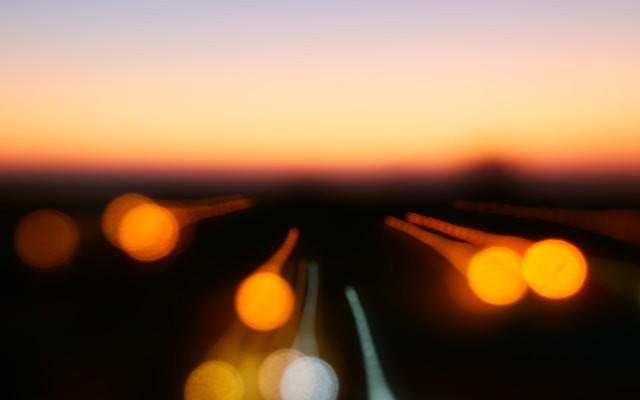 Reducing RAG Hallucinations With Relationship-Aware Retrieval