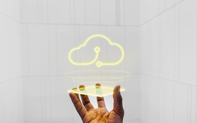Reliability Without Control: Operating SRE Practices in Platform–SaaS and API-Dependent Systems