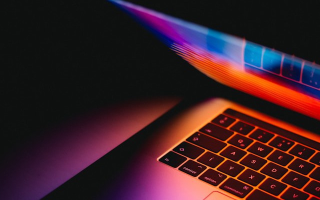 Small Language Models on Apple Silicon for Responsive AI Applications
