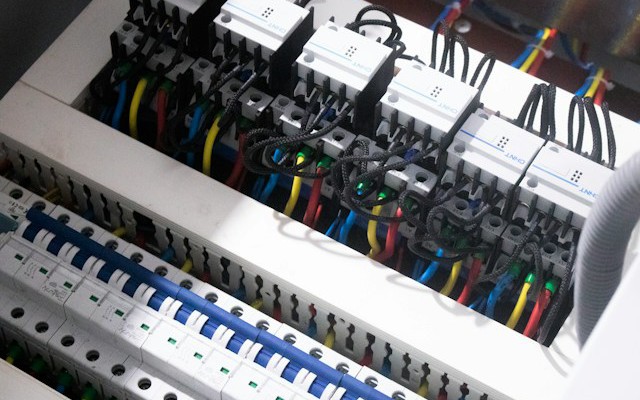 How to Contain Partial Failures in Distributed Systems